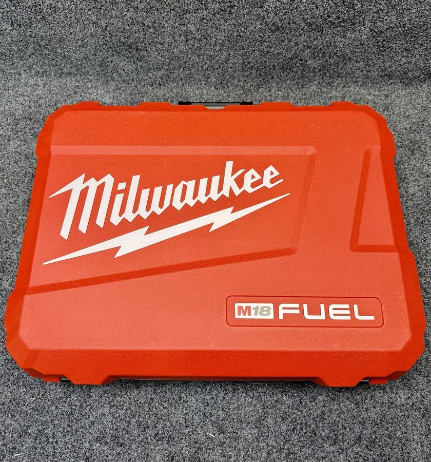 Оборудование ЧПУ MILWAUKEE 2929-22 M18 FUEL DEEP CUT BAND SAW KIT