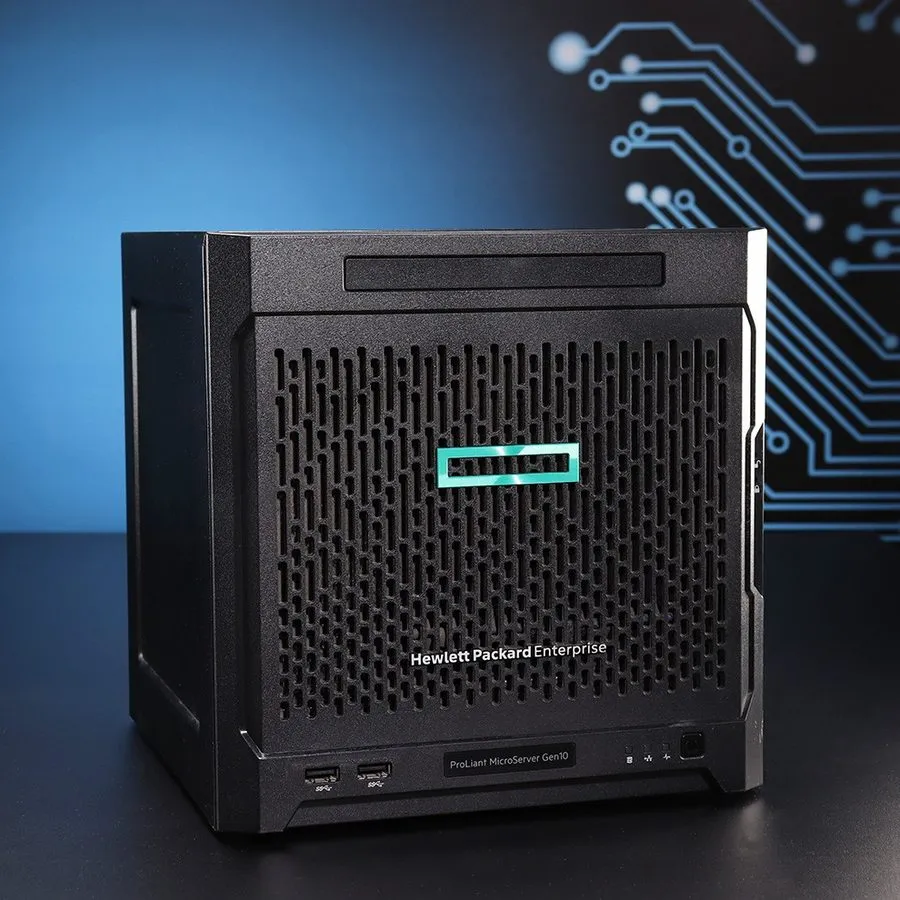 Сервер HPE ProLiant MicroServer Gen10 // AMD X3216, 8GB RAM, 4x LFF Backplane