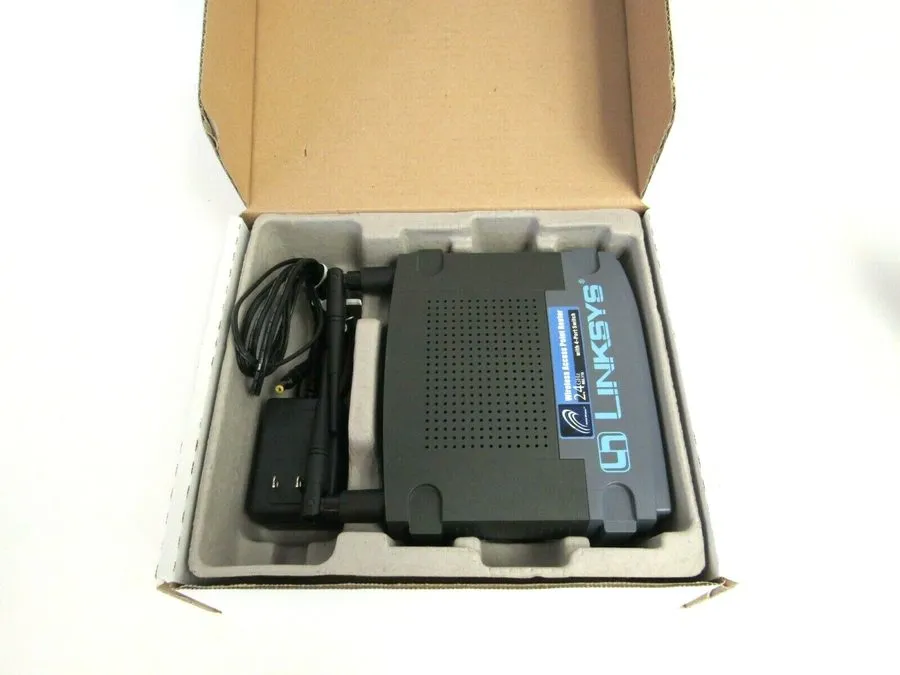 Маршрутизатор Linksys BEFW11S4 11 Mbps 4-Port 10/100 Wireless B Router