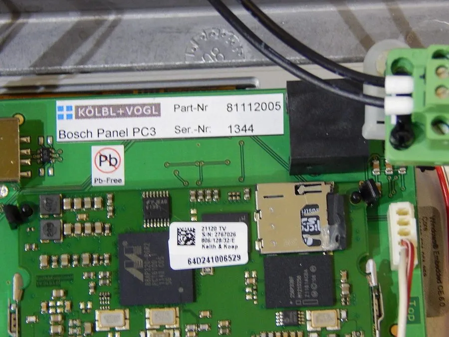Промышленный компьютер Bosch Micro Panel PC3 81112005