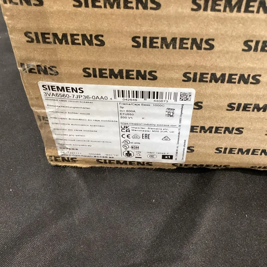 Автоматический выключатель Siemens MCCB Circuit Breaker 3-Pole 600A 600V ETU550  — фото лота 1