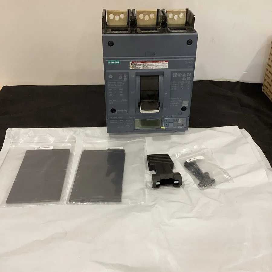 Автоматический выключатель Siemens MCCB Circuit Breaker 3-Pole 600A 600V ETU550  — фото лота 2