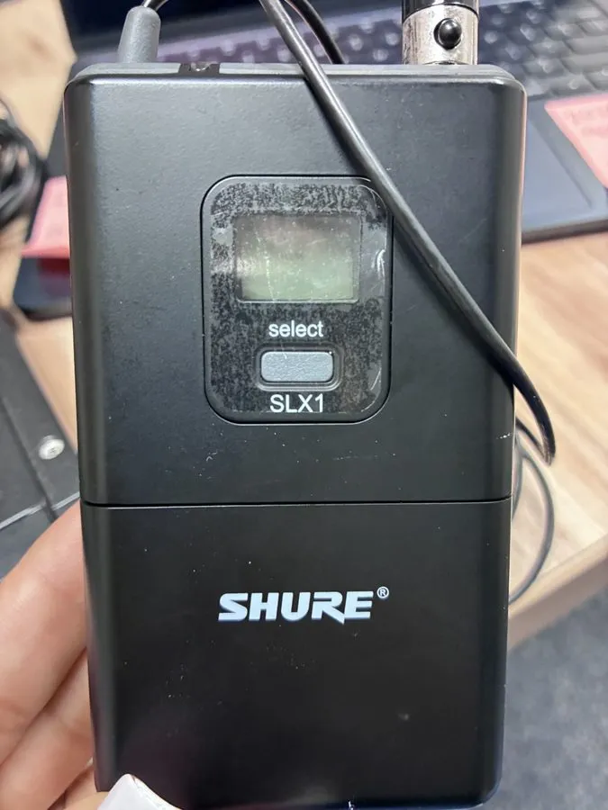 Радиосистема SHURE SLX4/SLX1 WIRELESS MICROPHONE RECIEVER — фото лота 1