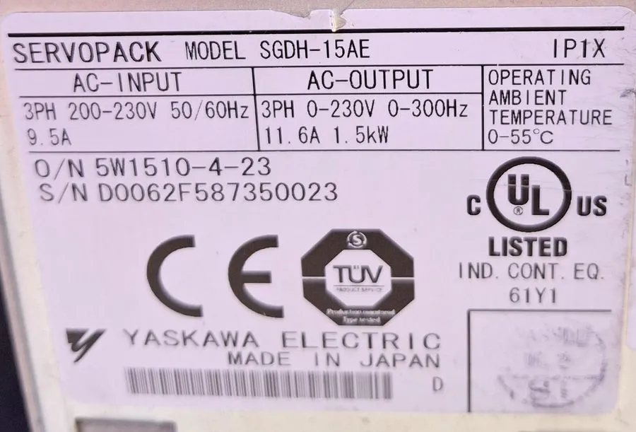 Сервопривод 1 YASKAWA SGDH-15AE SERVOPACK NNB