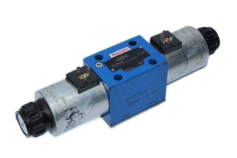 Пневмораспределитель Rexroth R900563805 Directional Control Valve, Double Soleno