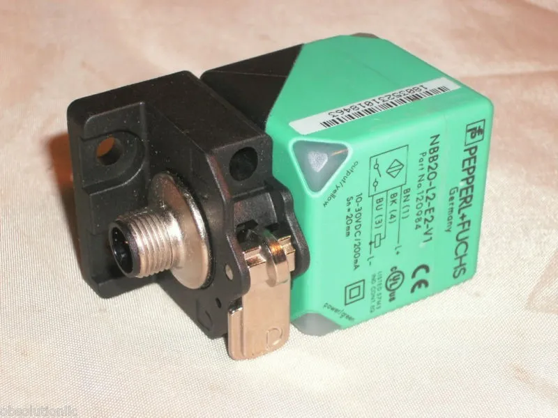 Датчик приближения PEPPERL+FUCHS NBB20-L2-E2-V1 Proximity Switch Sensor