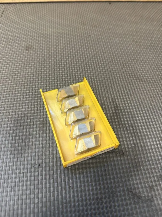 Режущий инструмент Kennametal NTP4R KC730 Top Notch Threading Insert Pack — фото лота 1