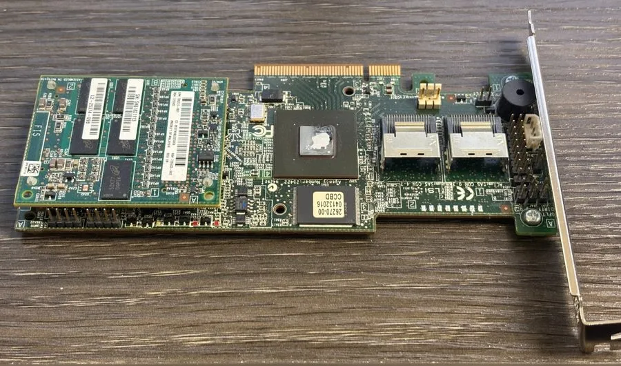 Контроллер 9270-8I LSI Megaraid 8 Port 6Gbps PCIe 3.0 x8 SAS/SATA Raid Controlle