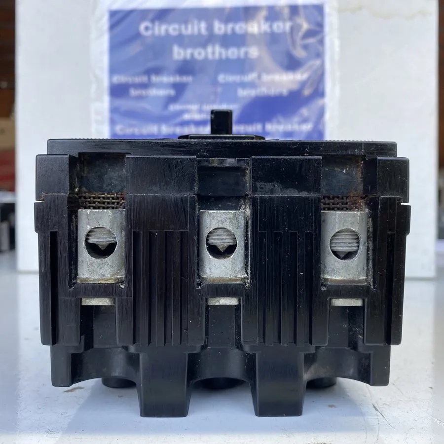 Автоматический выключатель ITE EH3-B030 Circuit Breaker, 30A, 480V