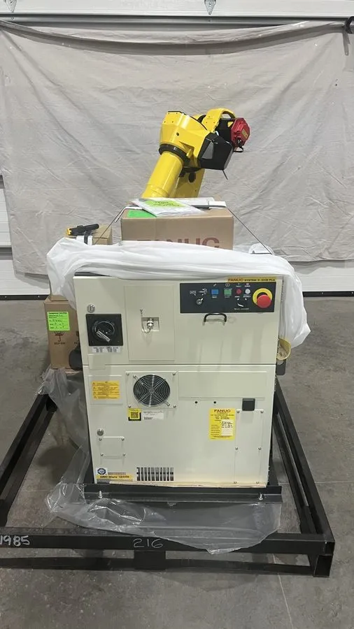 Робот FANUC M20-iD/12L Robot w/ R30iB Plus Controller-Fanuc 1 year — фото лота 1