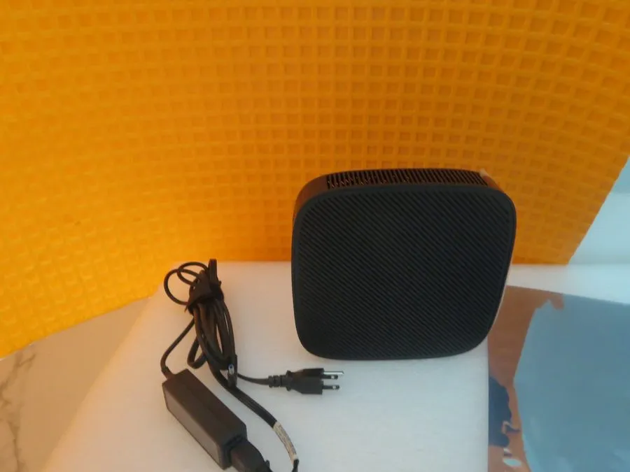 Тонкий клиент HP Pro t550 Thin Client Intel Celeron J6412 4GB RAM 31GB SSD No OS