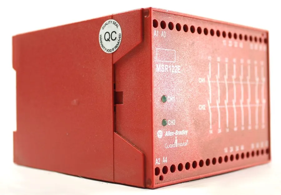Реле безопасности Allen Bradley 440R-E21357 Series A GuardMaster Relay MSR122E 1
