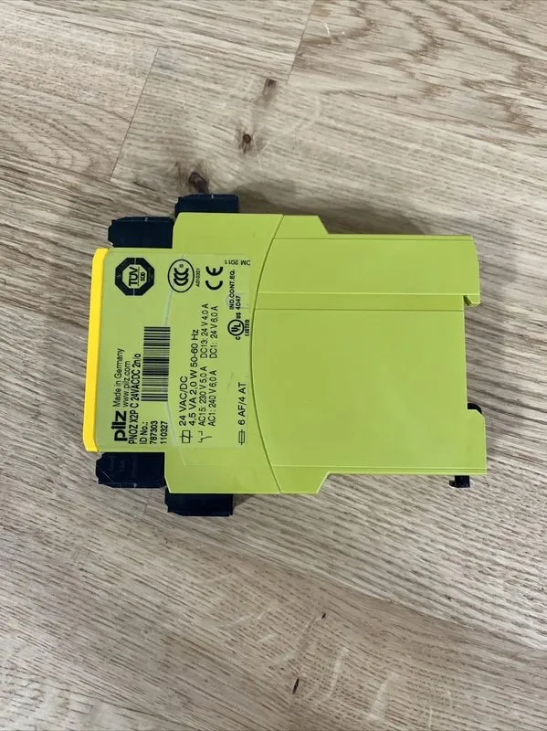 Реле безопасности Pilz safety relay PNOZ X2.8P 24VACDC 777301 — фото лота 2
