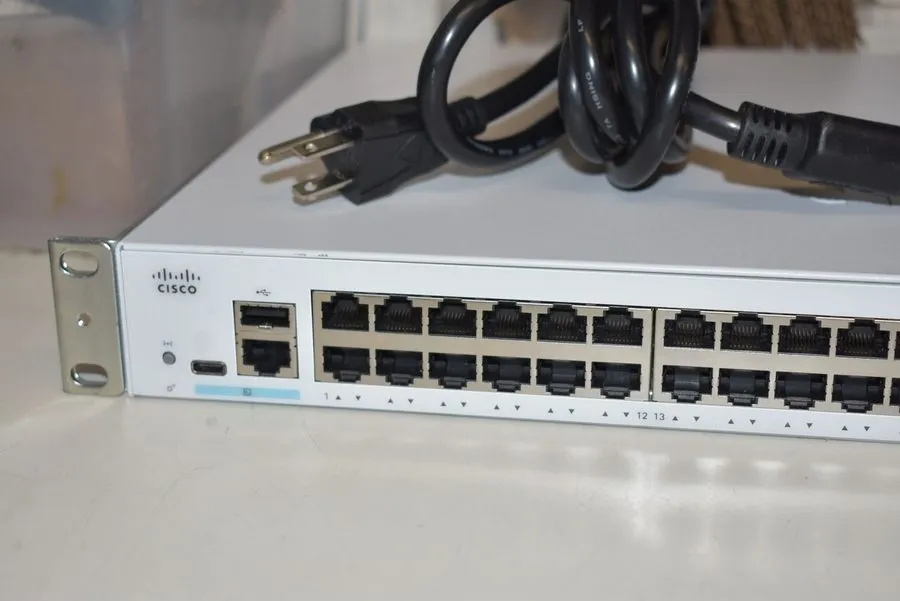 Коммутатор Cisco C1200-48T-4G Catalyst Switch 48 Port GE 4x1GE SFP