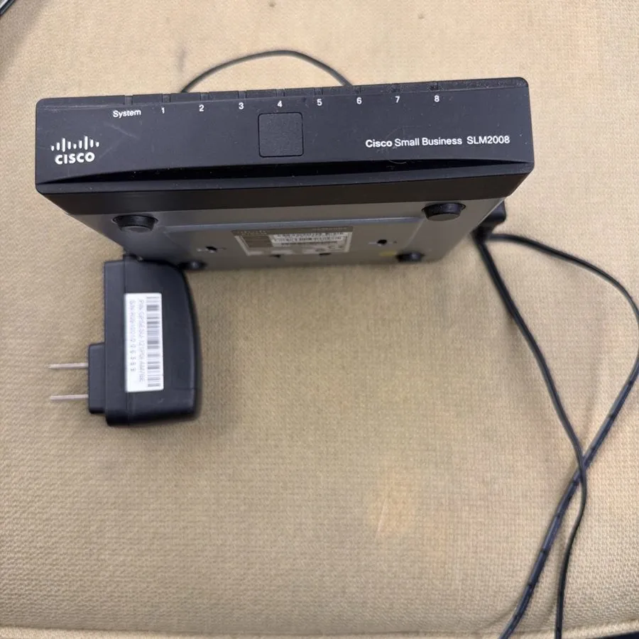 Коммутатор Cisco Small Business 8 Port Gigabit Smart Switch SG200-08