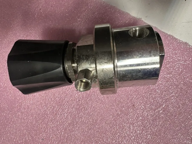 Трубопроводная арматура TESCOM PRESSURE REGULATOR, 44-4662SA4-005 — фото лота 2