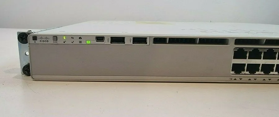 Коммутатор Cisco C9200-24T-A Catalyst 9200 24 Port Switch