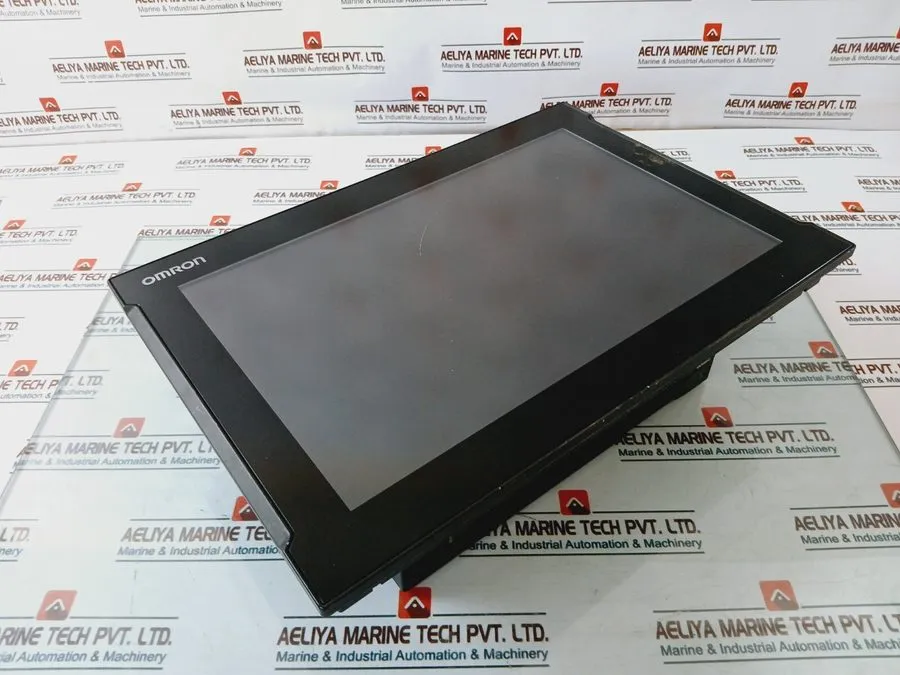 Промышленный компьютер OMRON NYP25-312C1-15WC1000 Industrial Panel PC NY-series  — фото лота 1