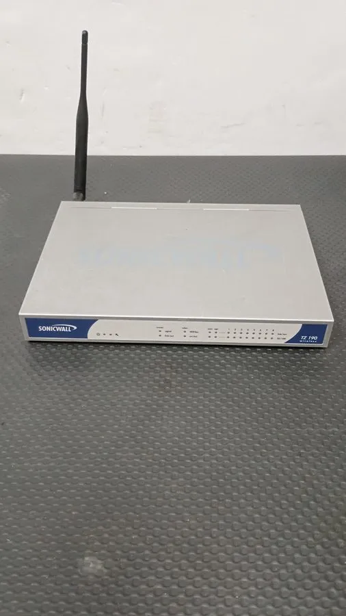Межсетевой экран SonicWall TZ 190 wireless APL18-046