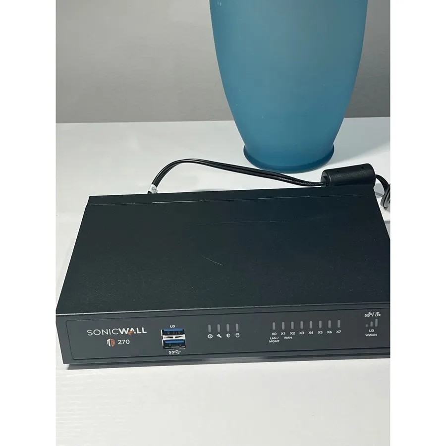 Межсетевой экран SonicWall TZ270 1U Hardware Firewall VPN Network Security Appli — фото лота 1