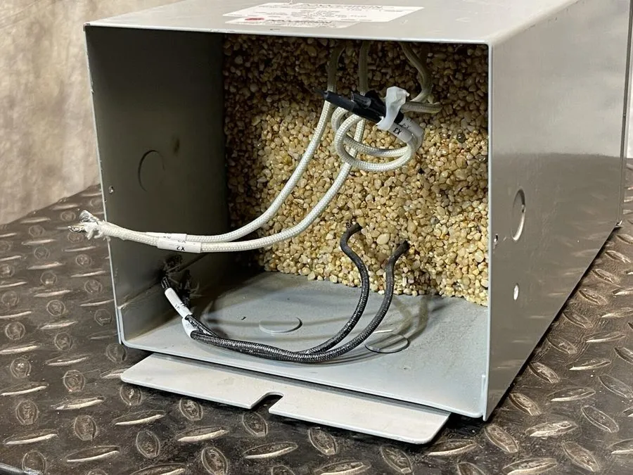 Трансформатор Powertran MHI-3K-208/160 Isolation Transformer 3 KVA 208 V to 140/ — фото лота 3