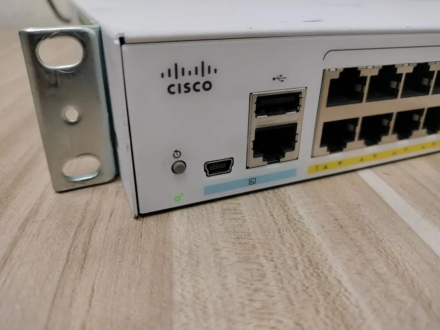 Коммутатор Cisco CBS350-48P-4G 48-Port Gigabit PoE+ Managed Switch 370W 4x SFP