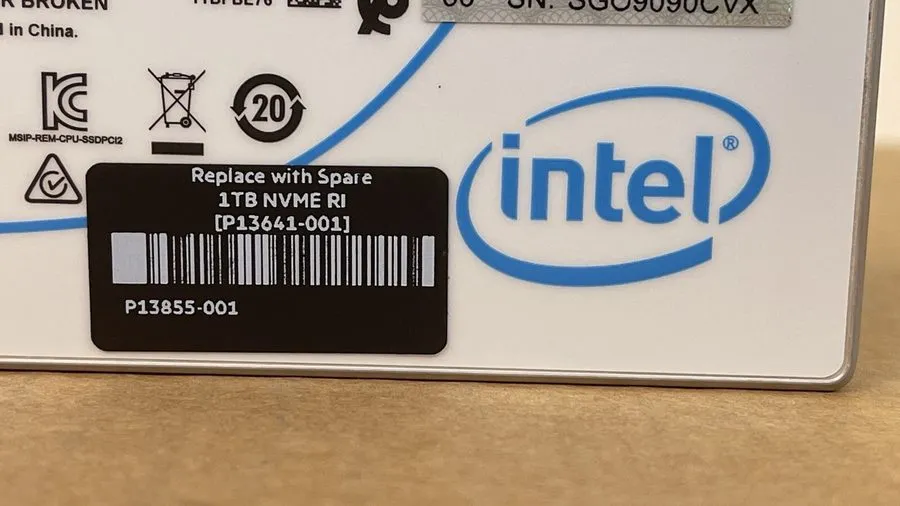 SSD-накопитель Intel SSD DC P4510 1TB NVMe U.2 2.5in PCIe 3.1 x4 Enterprise SSD