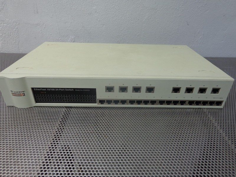 Коммутатор Linksys DSSX24 24-port 10/100 Ethernet Etherfast Switch