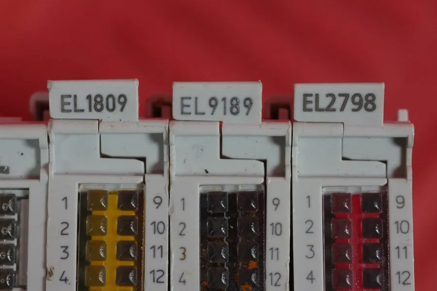 Шлюз полевой шины Beckhoff EtherCAT Coupler EK1818 8DI 4DO 24VDC — фото лота 2