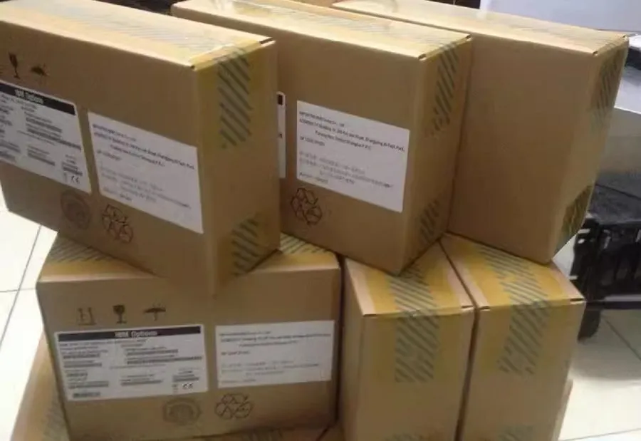 Жёсткий диск 01DC407 01DC409 01DC411 IBM/Lenovo Storage 1.2TB 10K SAS 12G HDD Ha — фото лота 2
