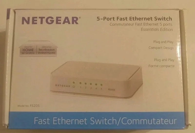 Коммутатор NETGEAR FS205 5-Port Fast Ethernet Switch Plug and Play