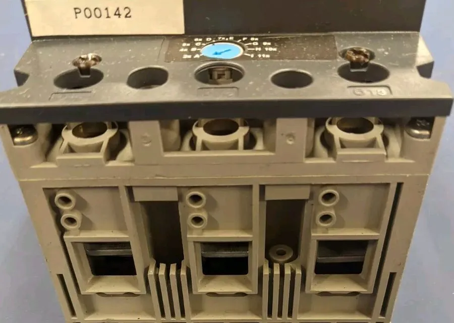 Автоматический выключатель Square D GJL36030M04 3P 480V 30A PowerPact Mag-Gard C