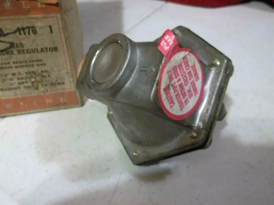 Трубопроводная арматура Honeywell V51720A1176-1 Pressure Regulator V5172A11761