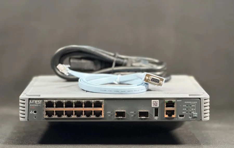 Коммутатор Juniper EX2300-C-12P 12 Port PoE+ Fanless Switch 2x 10GbE SFP+ Junos