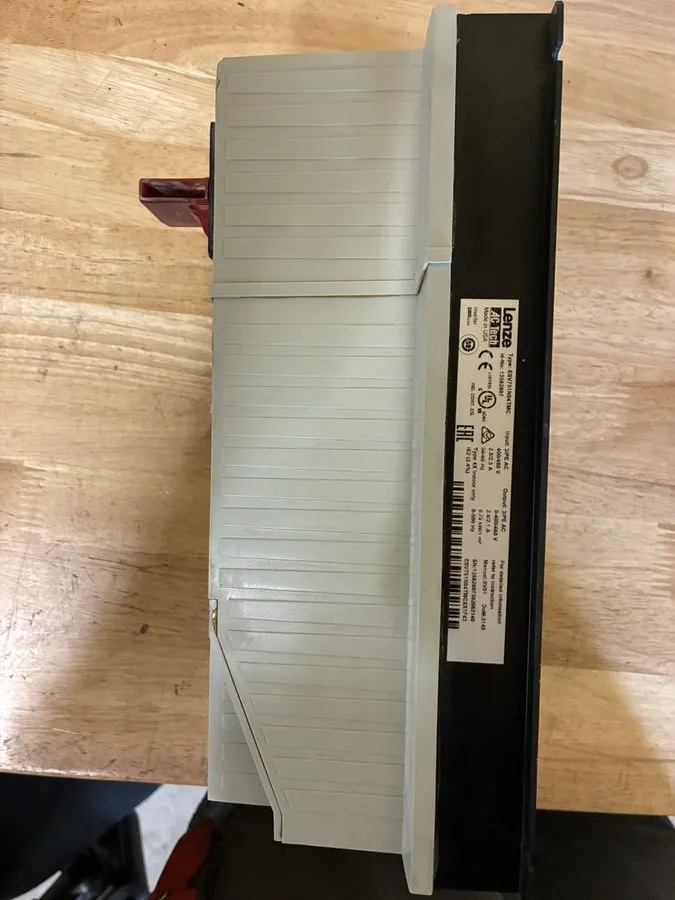 Частотный преобразователь LENZE AC TECH ESV751N04TMC SMVector VFD Drive — фото лота 2