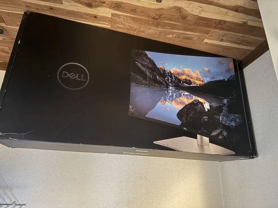 Монитор Dell UltraSharp U3425WE 34" USB-C Hub Curved, WONT POWER ON DESCRIPTION — фото лота 2
