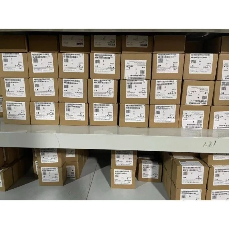 Серводвигатель Allen-Bradley MPL-B430P-MJ72AA 480V AC Rotary Servo Motor