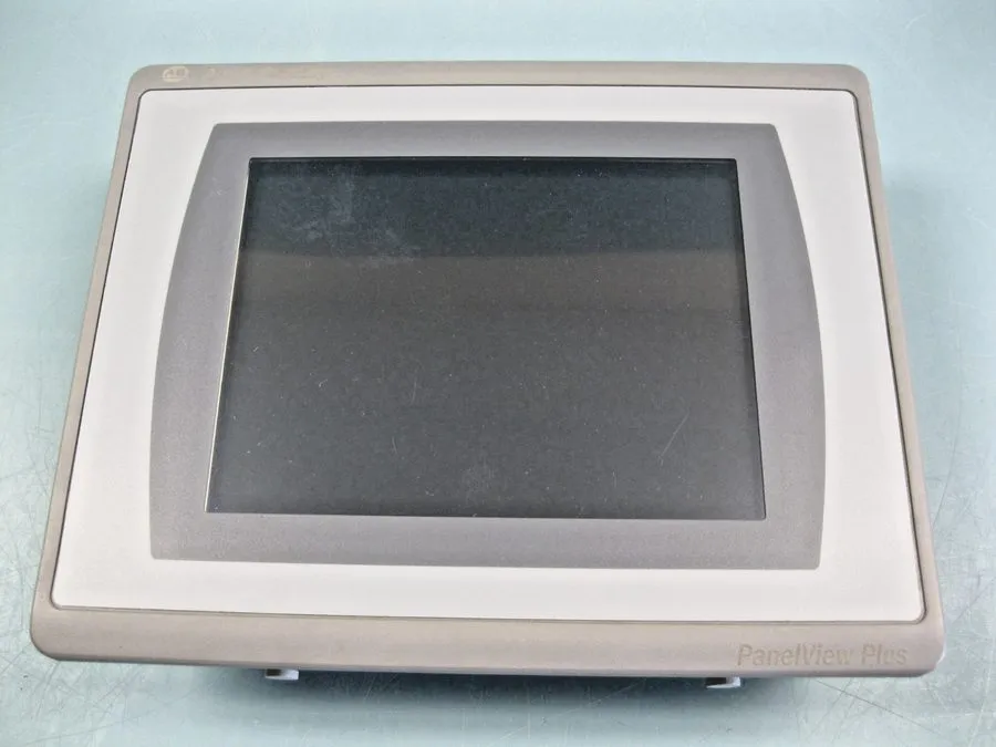 Панель оператора 2711P-T7C21D8S Allen Bradley PanelView Plus 7 Standard 7 Termin