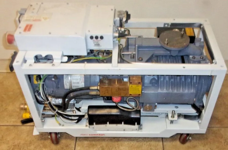 Насос Edwards iQDP80 Dry Vacuum Pump