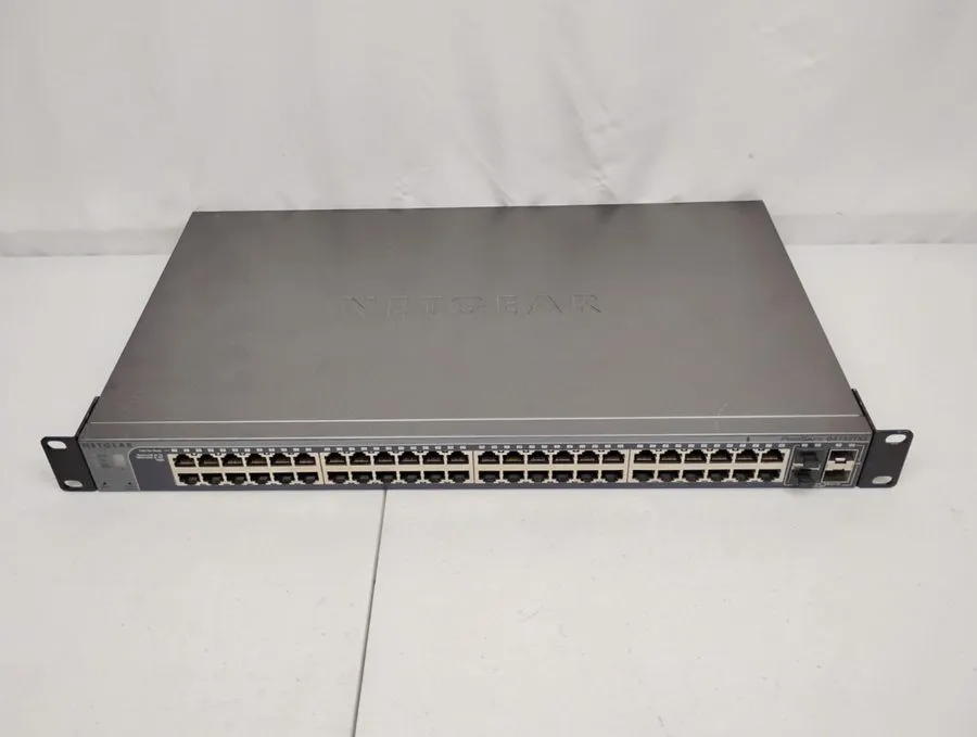 Коммутатор NetGear GS752TXS ProSafe 52-port Gig Smart switch,48x 1 GB RJ45 4x 10
