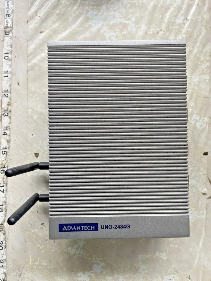 Промышленный компьютер Advantech UNO-2484G-7331BE Embedded Industrial Computers — фото лота 2