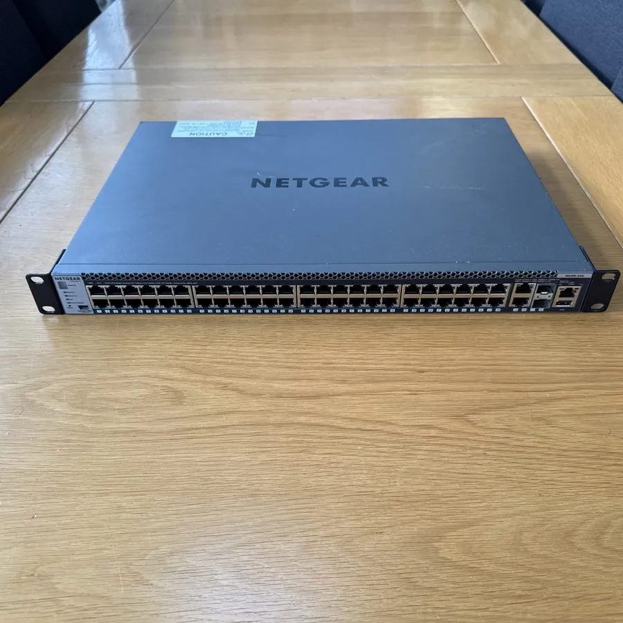 Оптический модуль Netgear M4300-52G network switch