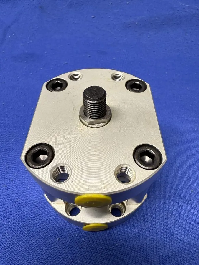 Пневмоцилиндр NUMATICS 2" BORE 1/2" STROKE PNEUMATIC CYLINDER X0CL-01A1H-AAA0 — фото лота 2