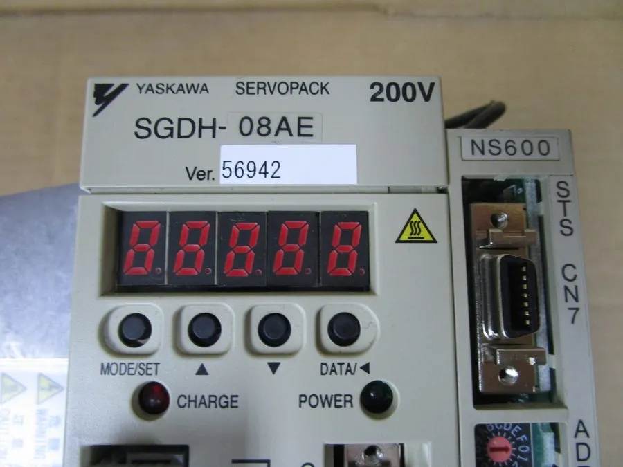Сервопривод Yaskawa SGDH-08AE Servopack Amplifier 0.8kW 200-230V