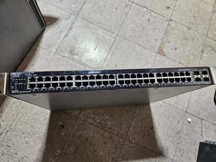 Коммутатор CISCO SGE2010 48-Port 10/ 100/1000 Gigabit Ethernet Switch