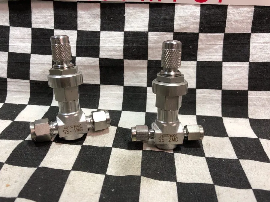 Клапан Swagelok SS-4MG stainless steel metering valve