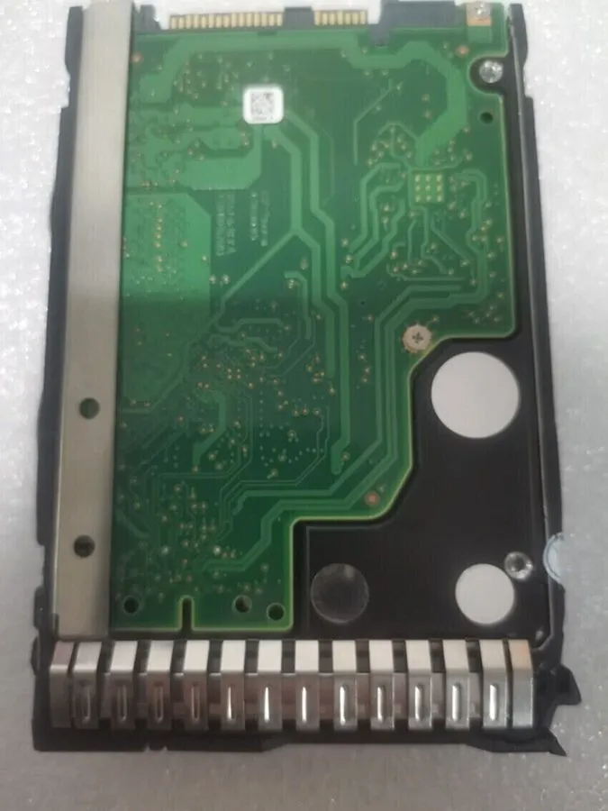 Жёсткий диск 785411-001 785069-B21 HPE 900GB 10K 12G SFF 2.5" SAS SC HDD HARD DR