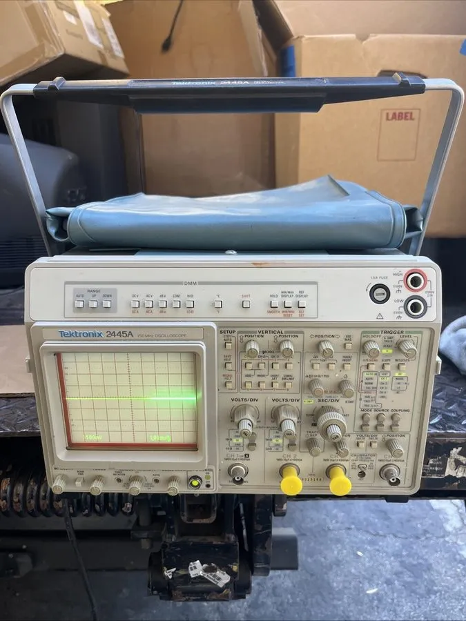 Осциллограф Tektronix 2445A 150 MHz 4 Channel Oscilloscope