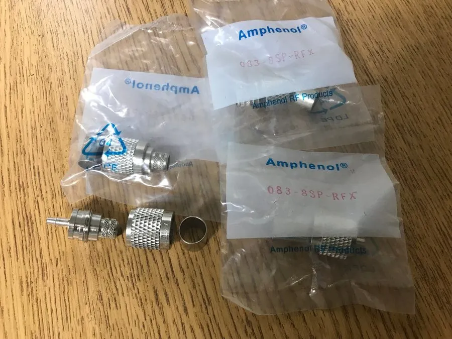 Разъём Amphenol RF 112627 BNC Male Crimp Plug Connectors RG-8 RG-213 50 Ohm — фото лота 1