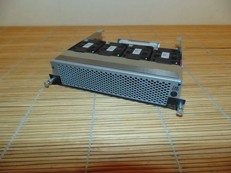 Коммутатор Cisco Nexus N3K-C3064-FAN-B 3064 Fan Module Port Side Intake Airflow — фото лота 1